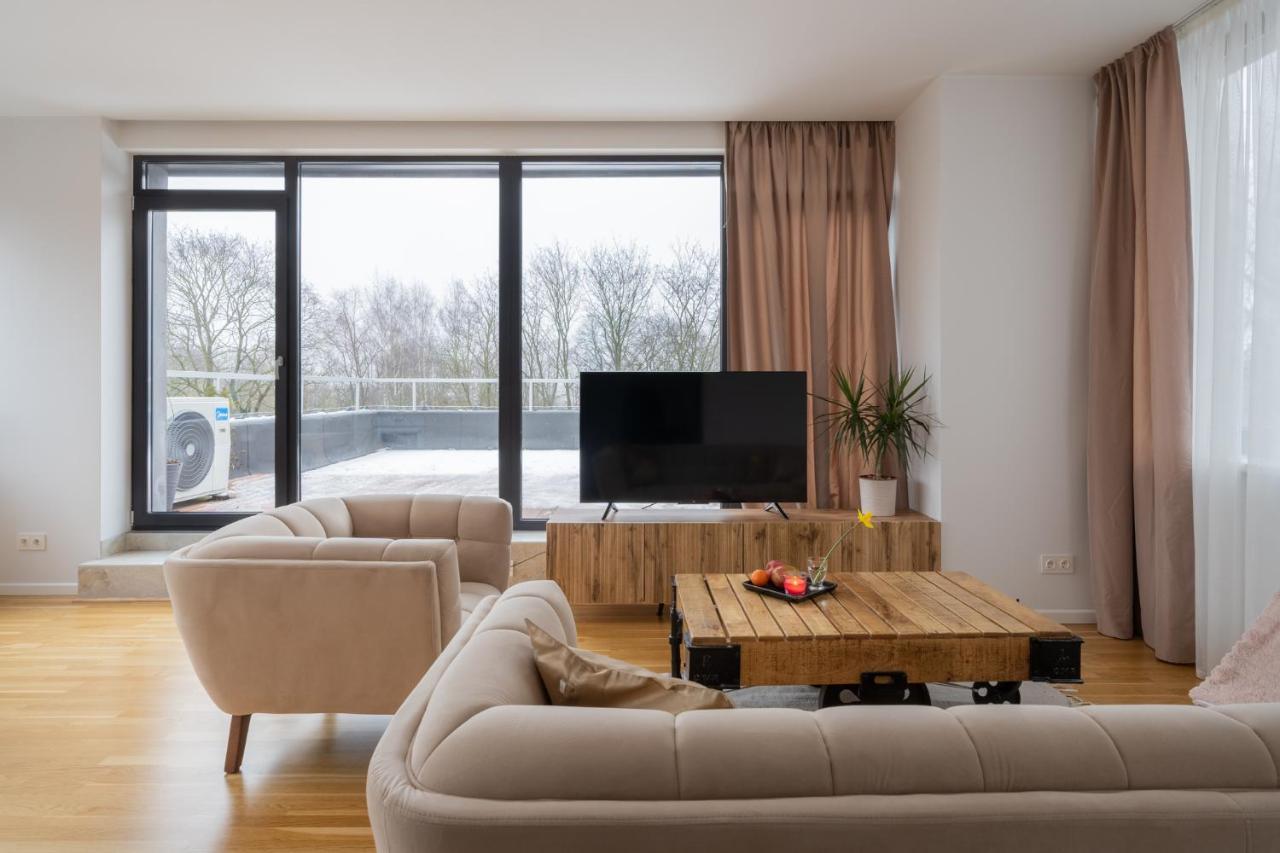 1-Bedroom Penthouse With Underground Parking Riga Exterior foto